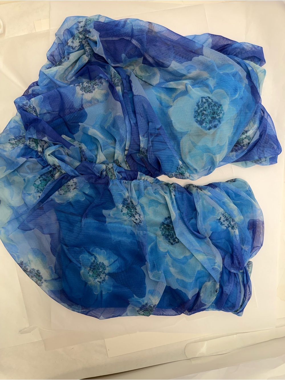 MORE TO COME Micayla Ruched Dress in Blue Floral strapless bodycon - Picture 4 of 5